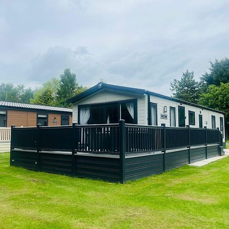 Country Cabin With Hot Tub York Ngoại thất bức ảnh