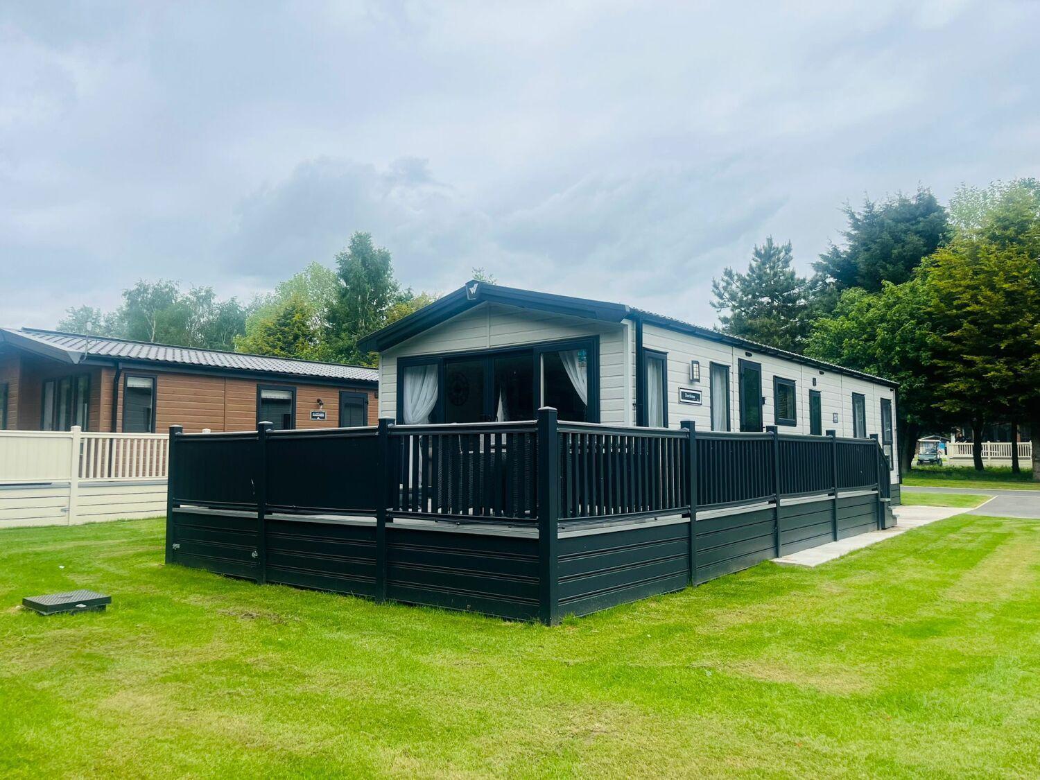Country Cabin With Hot Tub York Ngoại thất bức ảnh