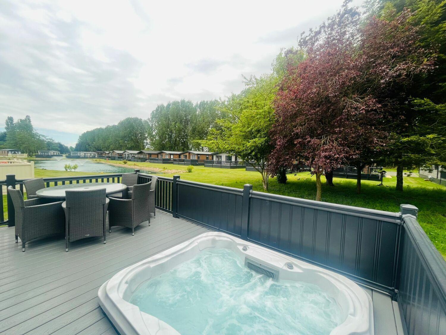 Country Cabin With Hot Tub York Ngoại thất bức ảnh